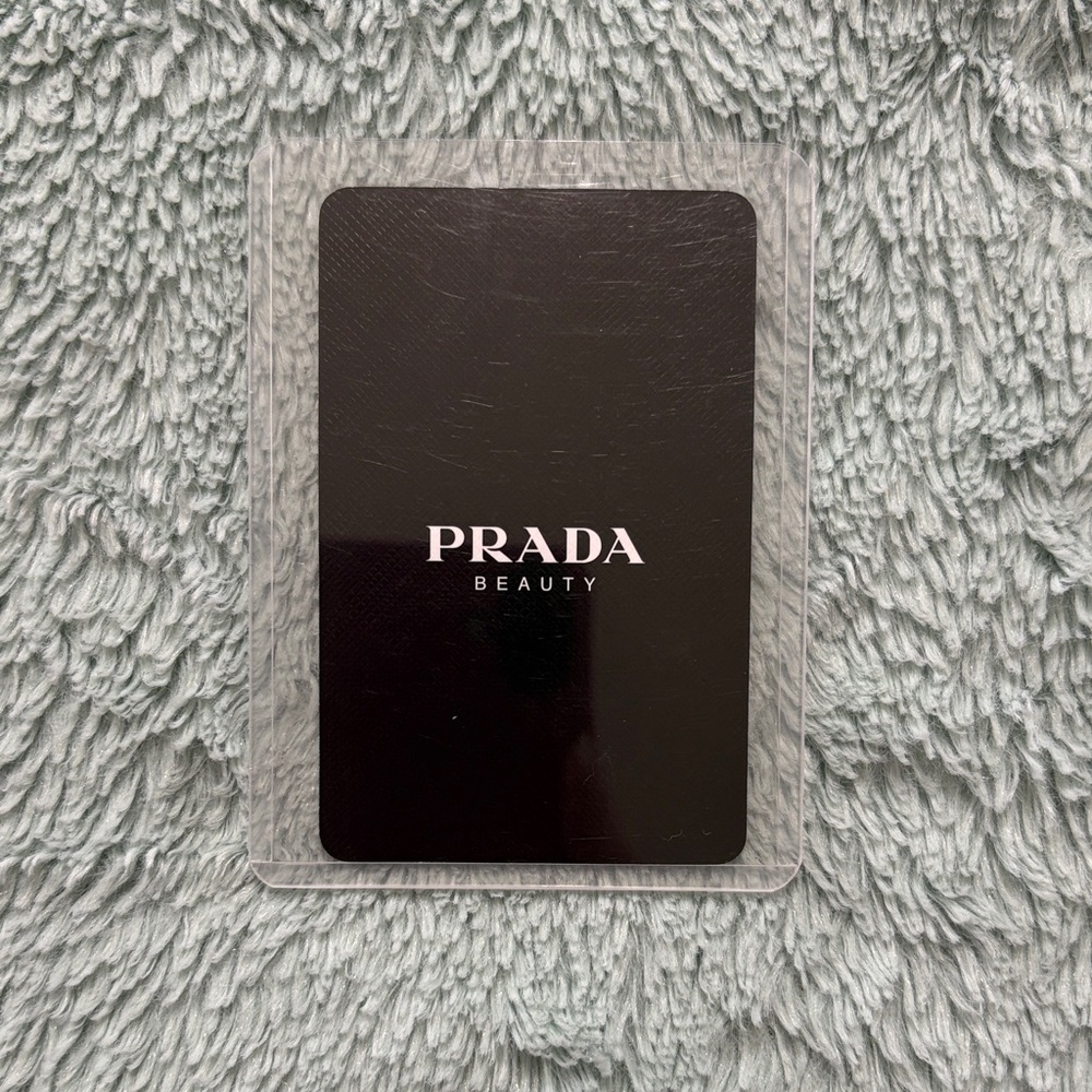 Prada Card - Picture 2 of 5